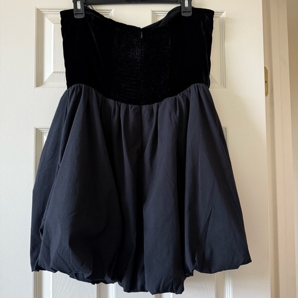New Reformation St. Louis Strapless Dress Women Size 12 Black Velvet Party - Picture 4 of 16